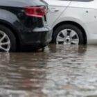 ¿Tengo que ir a trabajar si hay alerta roja por temporal? Esto dicen tus derechos